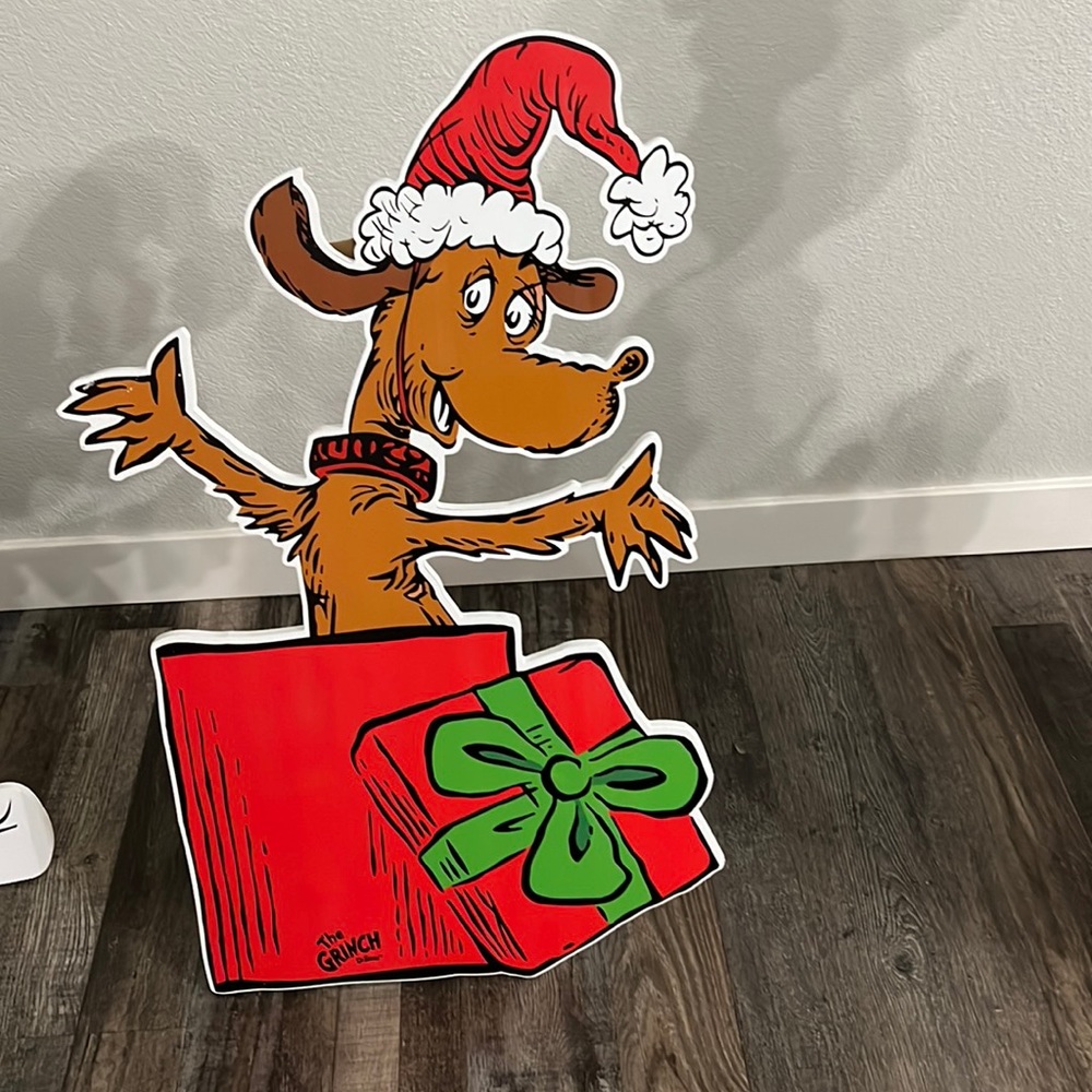 2023 Max Wood Decor